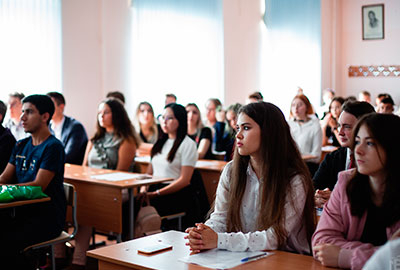 ИМЭС принимает участие в социальной акции «Соберем ребенка в школу»