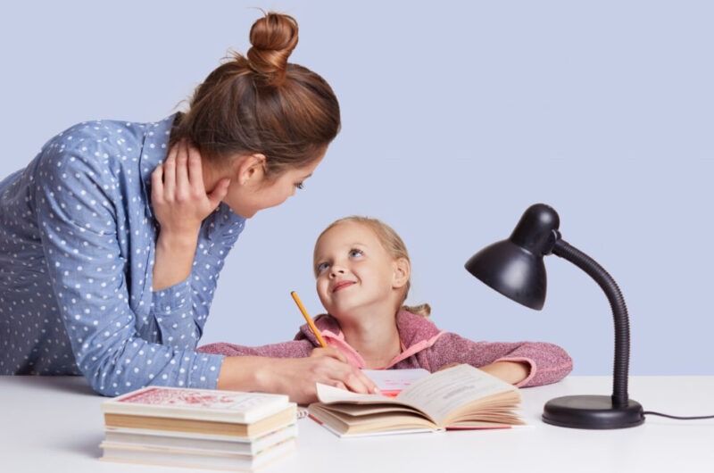 репетитор, занятие с репетитором, обучение, учитель, преподаватель